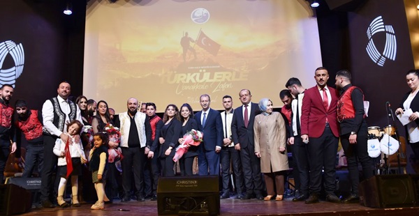 “Türkülerle Çanakkale Zaferi” konseri duygulandırdı